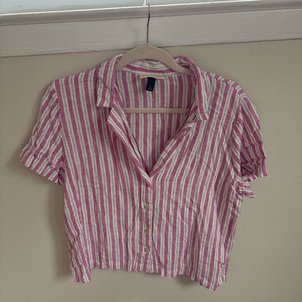 Universal Thread Pink and White Striped Shirt